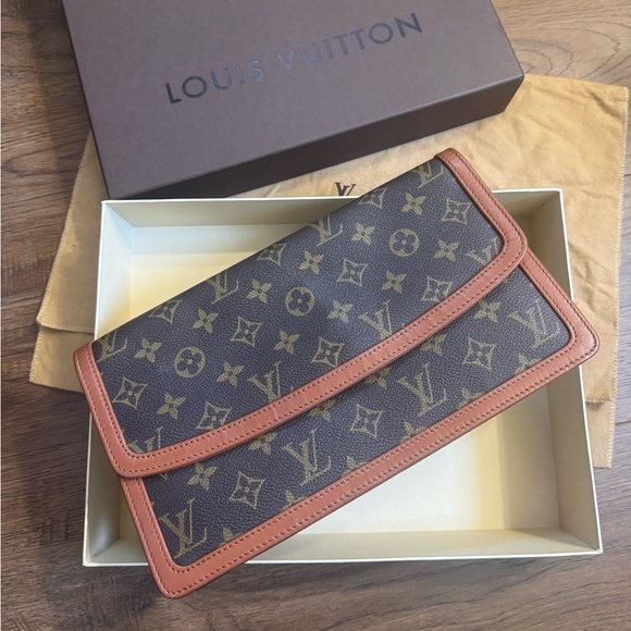 1990 Louis Vuitton Dame Pochette Monogram Clutch GM - Picture 12 of 12